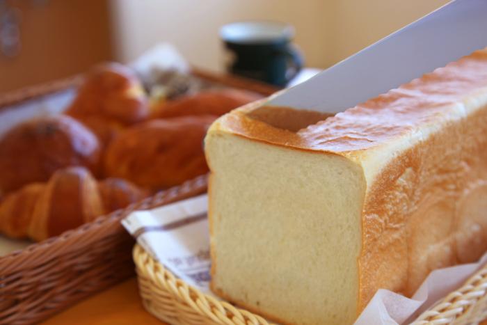 もちもち食感がリピーターに人気の食パン