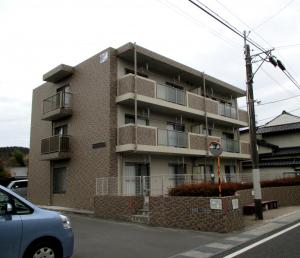 ファミール町中